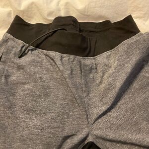 Lululemon T.H.E Short Medium Gray